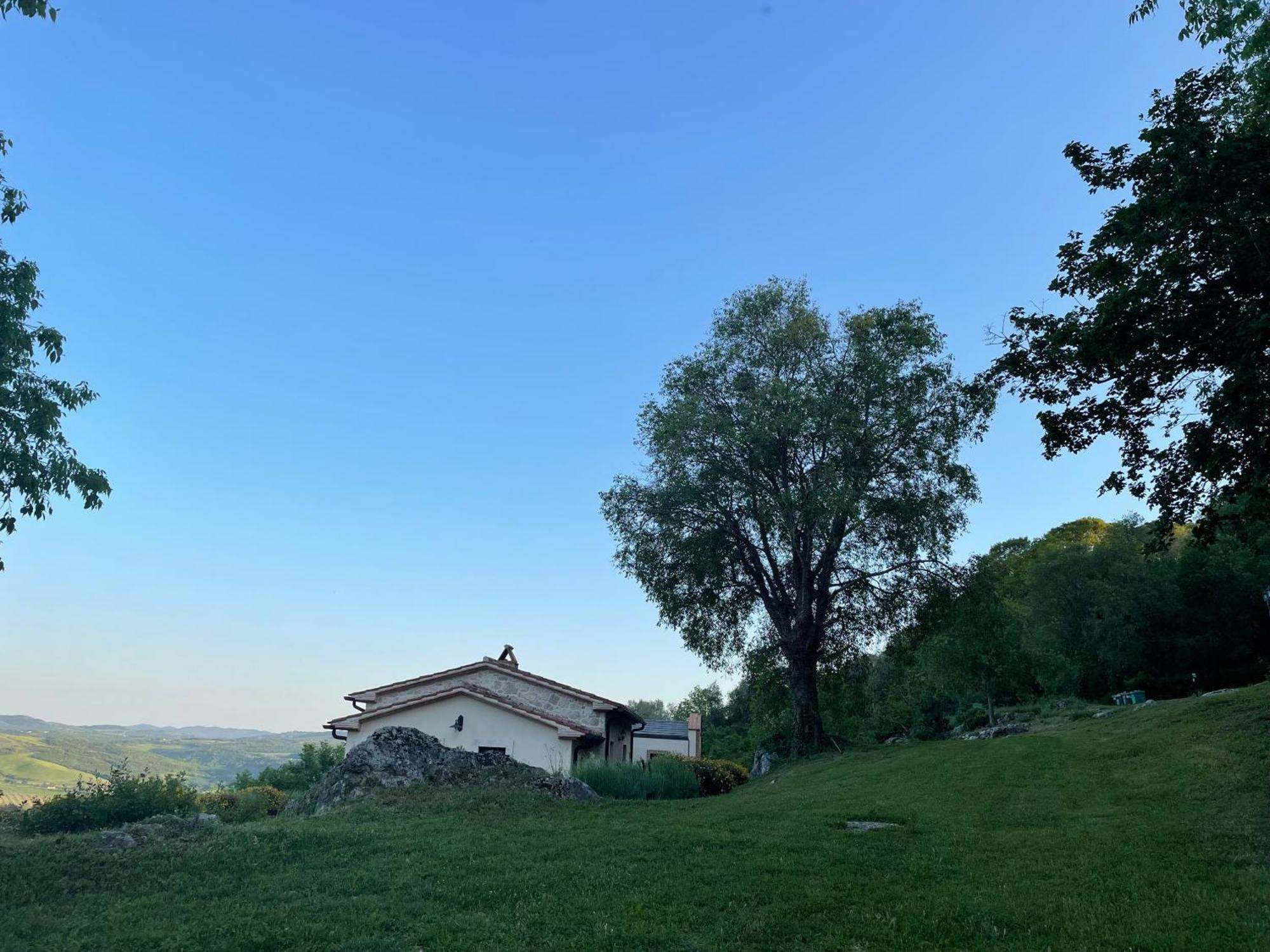 Il Nido Del Falco Nelle Antiche Mura Vila Saturnia Exterior foto