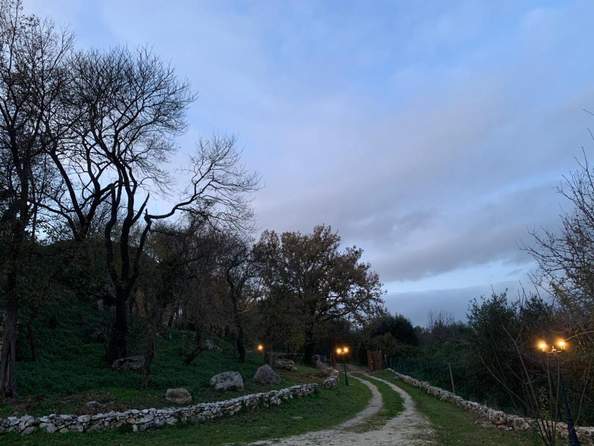 Il Nido Del Falco Nelle Antiche Mura Vila Saturnia Exterior foto