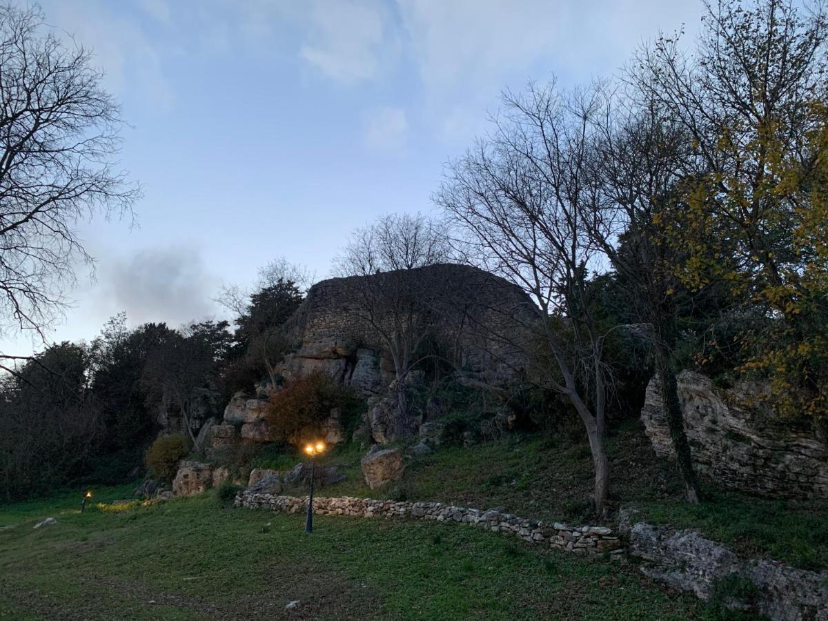 Il Nido Del Falco Nelle Antiche Mura Vila Saturnia Exterior foto